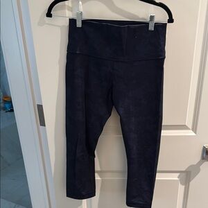 Navy Camouflage Leggings